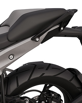 La parte trasera con asiento del acompañante y asideros de la R 1300 GS de BMW Motorrad