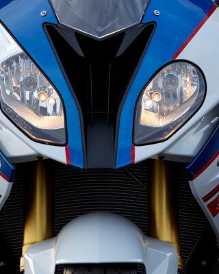 Frontal divido de la S 1000 RR