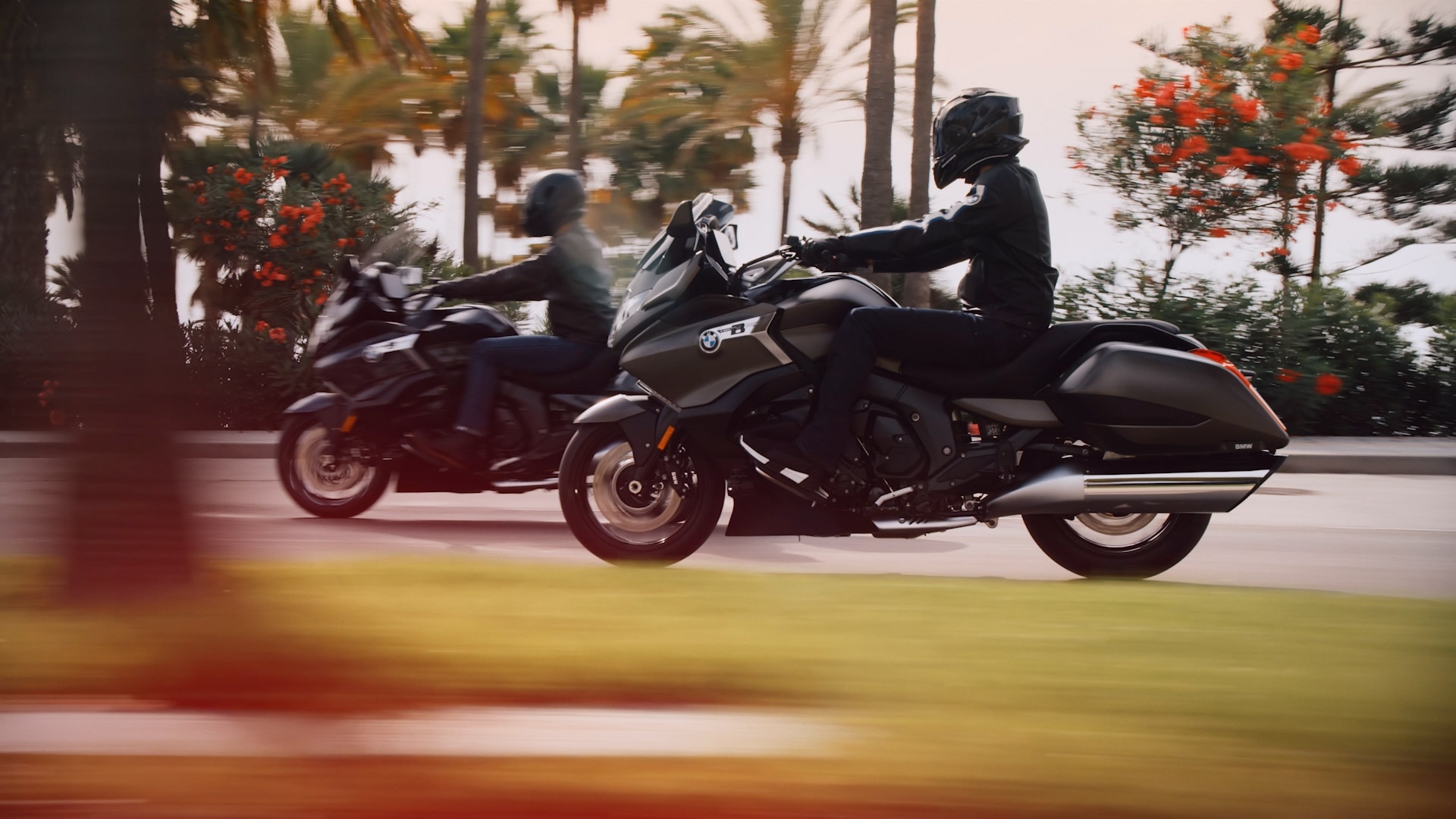 Imágenes de la K 1600 B en marcha.