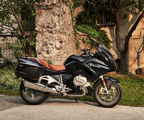 BMW R 1250 RT. Amplia variedad de asientos.