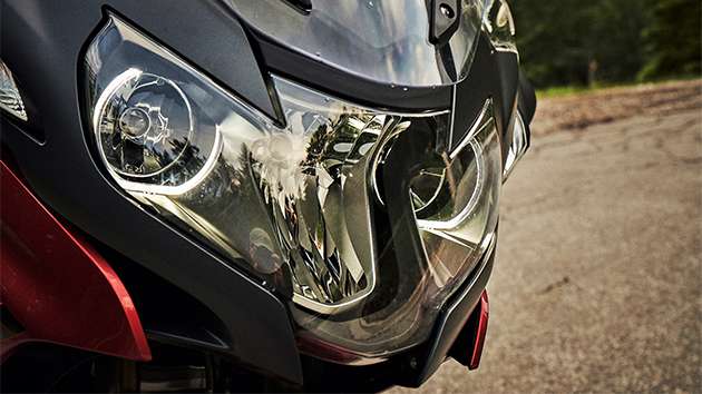 BMW R 1250 RT. La luz diurna.